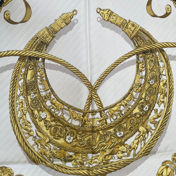 Hermes Scarf Carre 90 “Les Cavaliers d’Or” - Picture 2 of 9